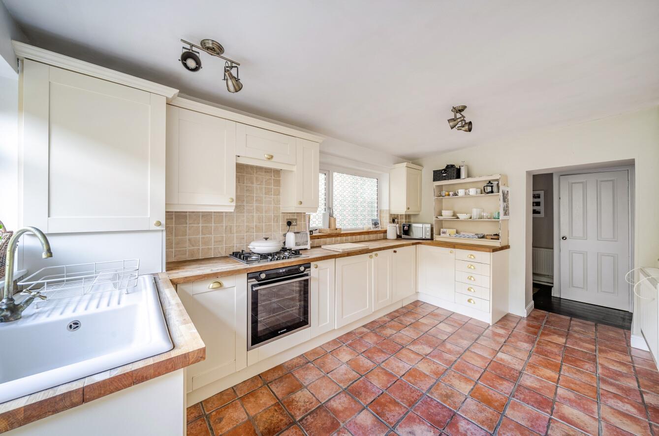 Gower Road, Sketty, Swansea, SA2 9JH